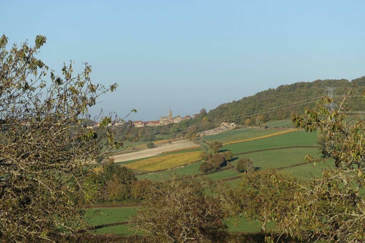 Gite Des Quatre Chemins La Vineuse Εξωτερικό φωτογραφία