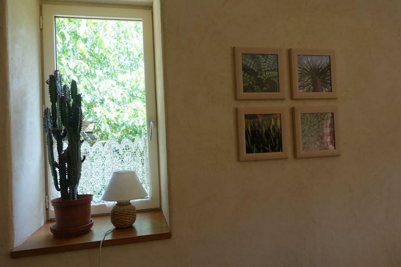 Gite Des Quatre Chemins La Vineuse Εξωτερικό φωτογραφία