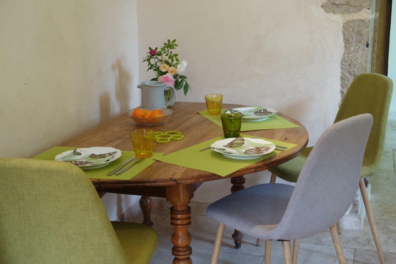 Gite Des Quatre Chemins La Vineuse Εξωτερικό φωτογραφία